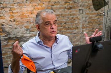 Márcio França (PSB), que negociava com o ex-prefeito de São Paulo, deve deixar a corrida. 