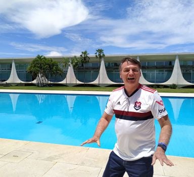 O presidente Jair Bolsonaro convidou jornalistas para uma visita ao Palácio da Alvorada