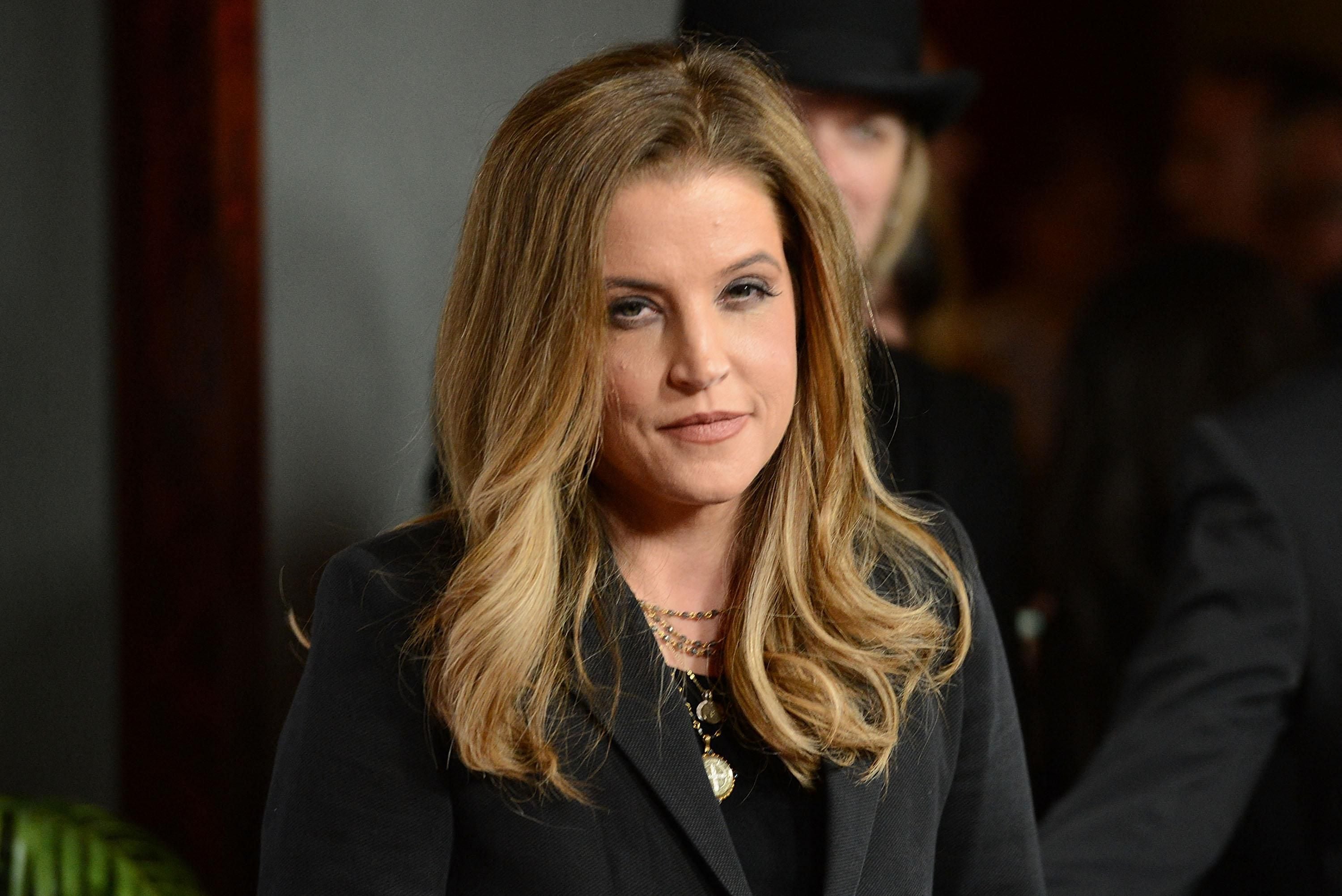 Filha de Lisa Marie Presley impede a avó de entrar em Graceland