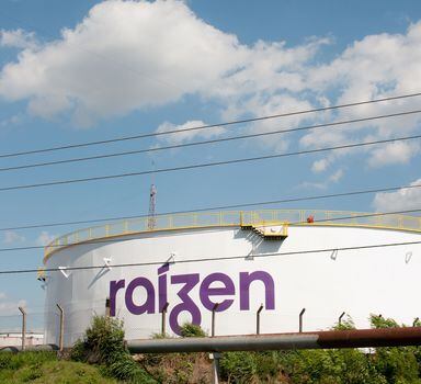 A União da Indústria de Cana-de-Açúcar (Unica) rebateu "veementemente" o rompimento de contratos pela Raízen - e a briga foi parar na Agência Nacional do Petróleo, Gás Natural e Biocombustíveis (ANP).