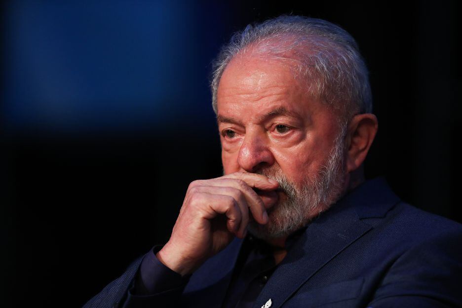 Manutenção do Auxílio Brasil a R$ 600 é promessa de campanha do presidente eleito, Luiz Inácio Lula da Silva; petista articula PEC para expandir o teto de gastos para o pagamento do benefício.  