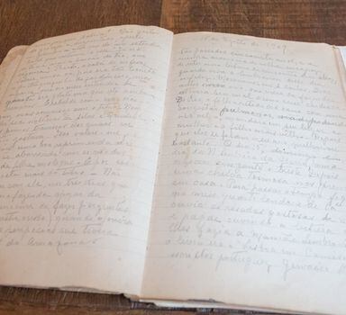 Caderno de Walinda da Cunha que conta como a família recebeu a notícia da morte de Euclides da Cunha