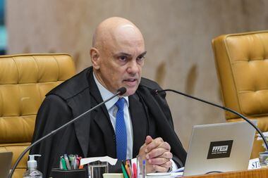 O ministro do STF Alexandre de Moraes durante sessão na Corte; magistrado preside o TSE