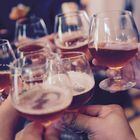A experimentação de bebida alcoólica cresceu de 52,9% em 2012, para 63,2% em 2019, segundo o IBGE. Foto: Yutacar/Unsplash