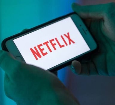 Netflix agora tem figurinhas de filmes e séries no WhatsApp; veja como  acessar - Estadão