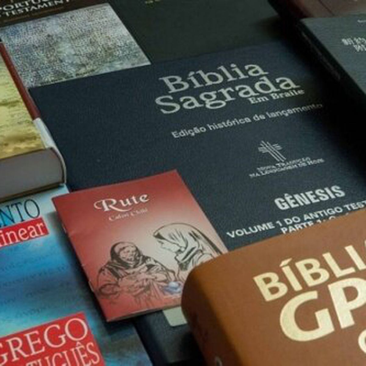 Câmara aprova projeto que proíbe alterações na Bíblia