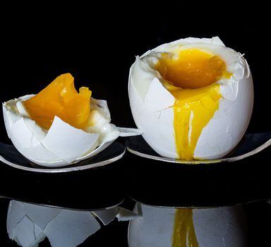 Excelente fonte de proteína, é recomendado que os ovos sejam servidos mexidos ou cozidos, evitando assim as frituras