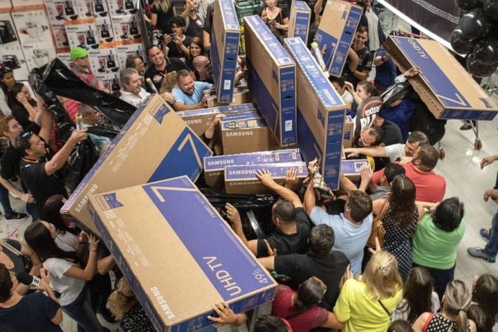 Black Friday brasileira começa amanhã e Roku chega ao Brasil por R$ 349 -  Hoje no TecMundo 