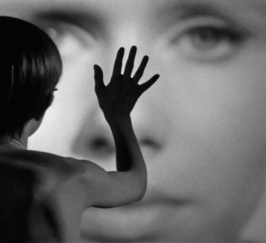 Cena do filme 'Persona', de Ingmar Bergman