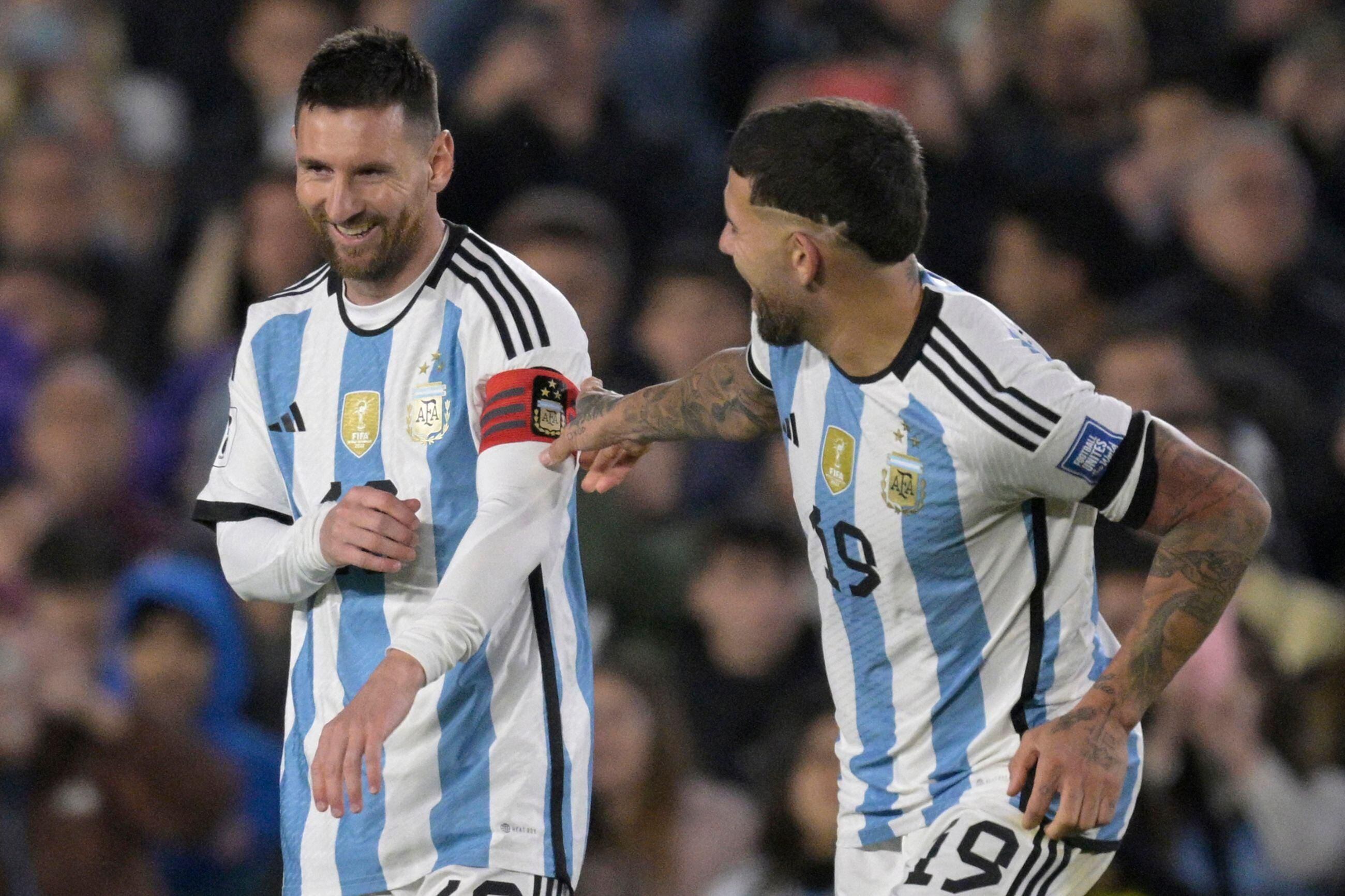 Argentina derrota Paraguai e lidera as Eliminatórias