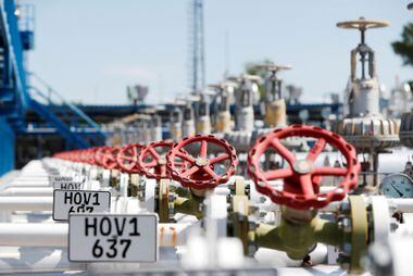 Válvulas de gás em depósito de Zsana, Hungria, nesta sexta-feira, 20. Dependência do gás russo causa dificuldade para países europeus aplicarem sanções contra a Rússia