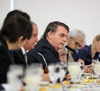 Em café da manhã com a imprensa estrangeira, Bolsonaro já tinha feito críticas ao Inpe e disse que os dados de desmatamento são mentirosos