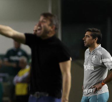 Abel Ferreira demonstra incômodo com a rotina do futebol brasileiro.