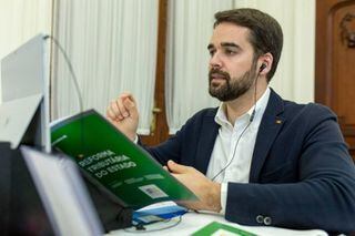 O governador do Rio Grande do Sul, Eduardo Leite, preside do PSDB e é visto como representante da nova geração no partido.