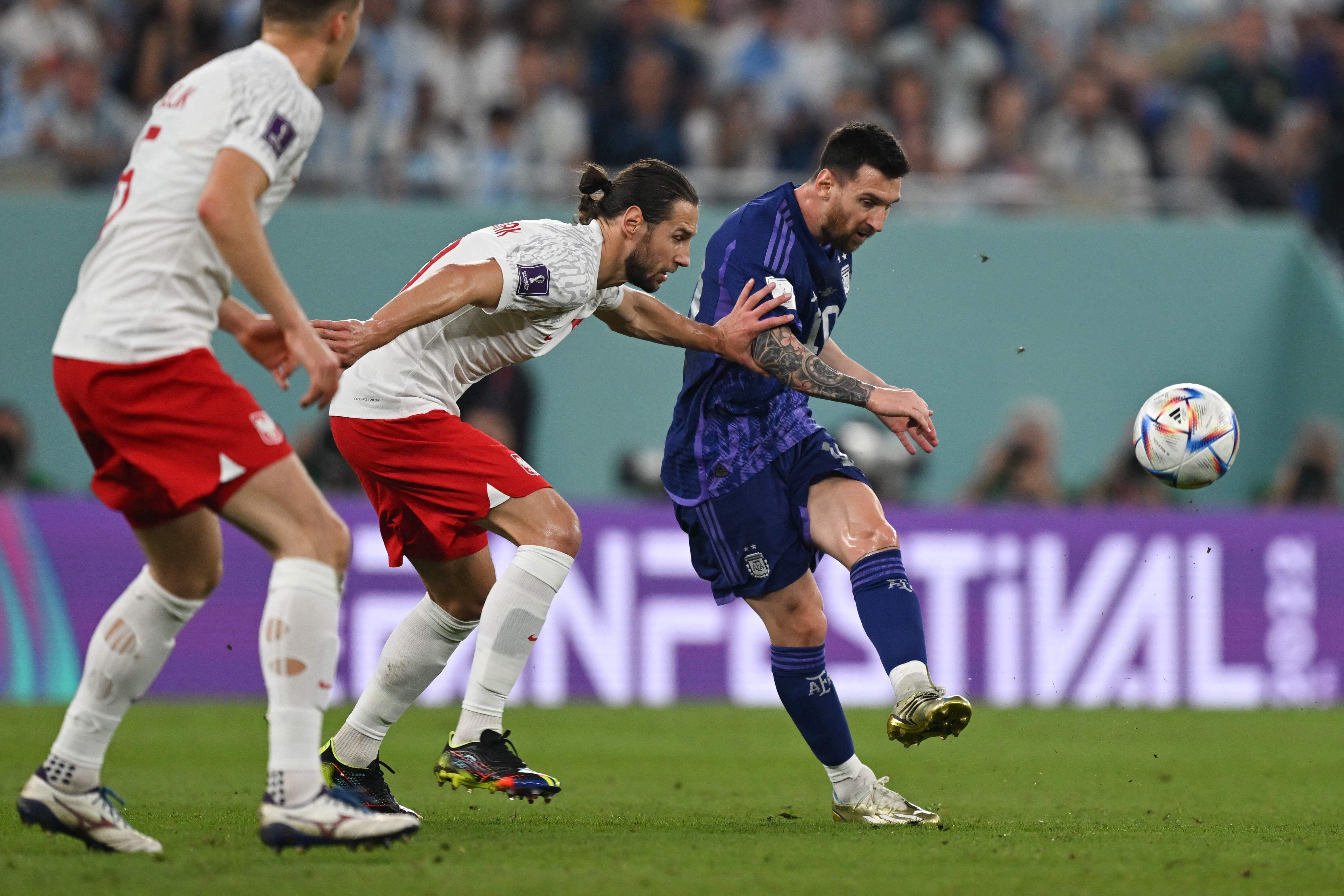 Bale marca, e Gales busca empate com os EUA em retorno à Copa após 64 anos