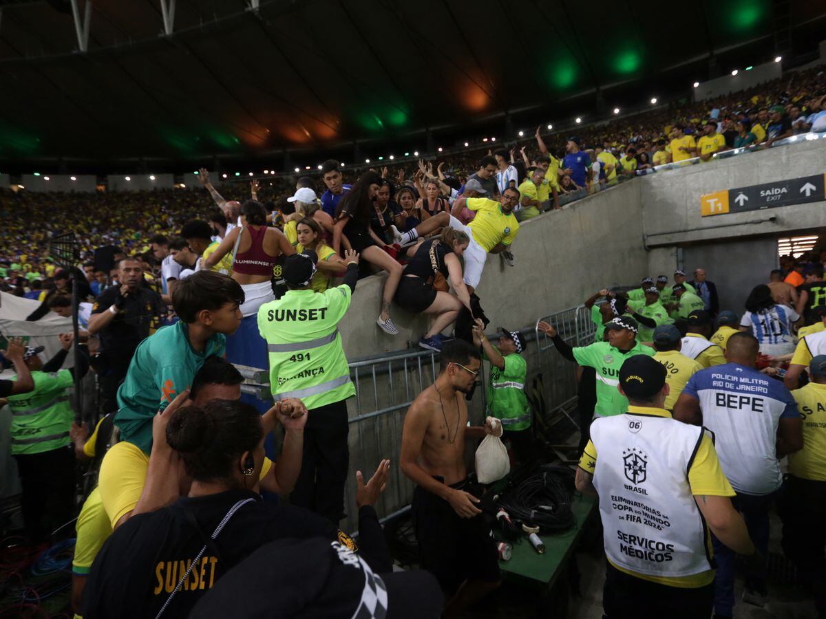 Pancadaria no Maracanã evita início do jogo entre Brasil e Argentina pelas  Eliminatórias - Super Rádio Tupi