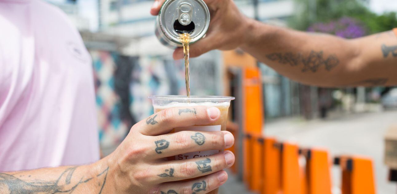 Xeque Mate é o melhor drinque em lata para beber no carnaval. FOTO: TIAGO QUEIROZ / ESTADÃO. Foto: Tiago Queiroz/Estadão