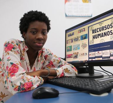 Julia Santos, estudante de Gestão de Recursos Humanos na Estácio do Rio de Janeiro