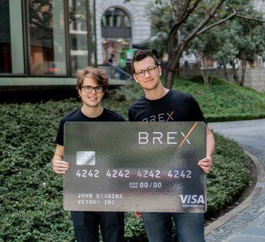 A Brex oferece cartão de crédito para startups dos Estados Unidos