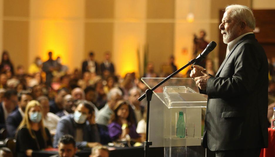 O ex-presidente Lula participa de convenção do PSB em Brasília.