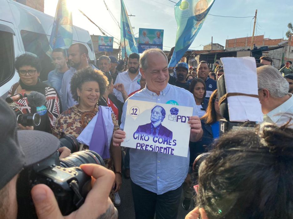 Ciro Gomes em Guaianases, periferia de São Paulo, nesta terça-feira, 16.