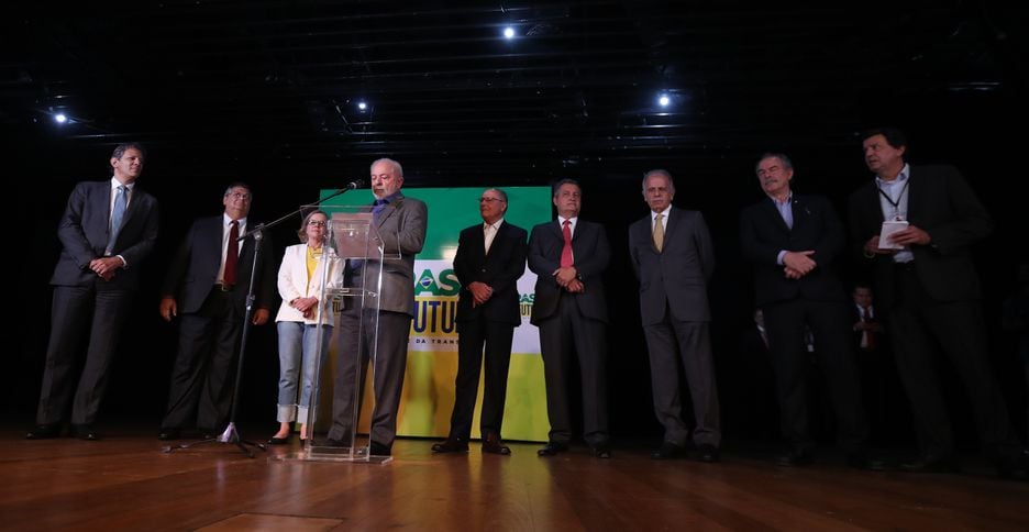 Lula durante o anúncio dos primeiros ministros confirmados para o governo que assume em janeiro de 2023, no Centro Cultural do Banco do Brasil (CCBB), em Brasília, nesta sexta-feira.