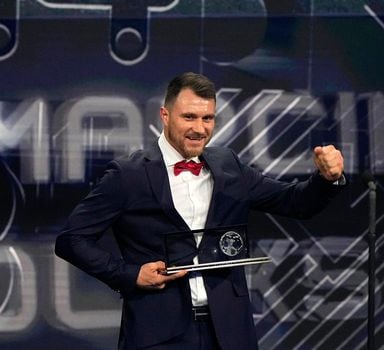 Neymar e Vini Jr. concorrem a prêmio de melhor jogador do mundo da Fifa -  Superesportes