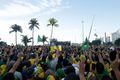 Bolsonaro chama Lula de ‘quadrilheiro’ e defende, no Rio, empresários investigados pelo STF