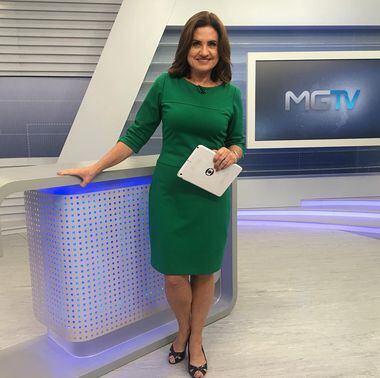 Isabela Scalabrini ancorando o 'MGTV 2'