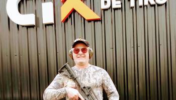 Dinheiro do BNDES foi parar em loja de venda de armas; uso é ilegal