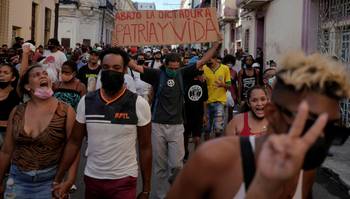 Artistas opositores são condenados à prisão em Cuba