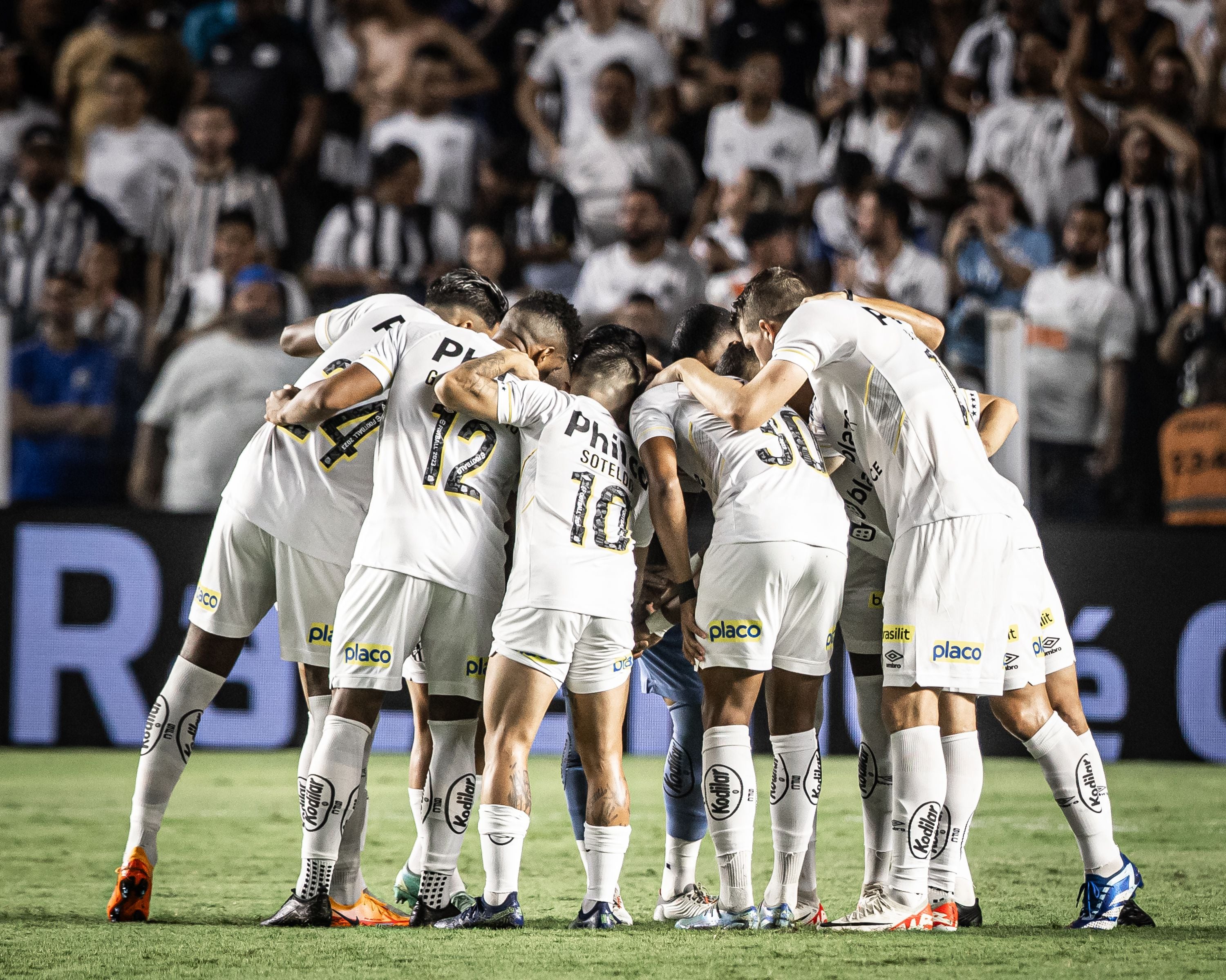 Jogo do Brasil: A paixão nacional em campo