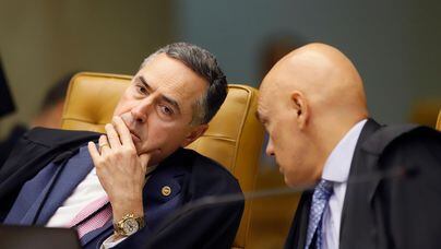 BARR2 - NACIONAL - Ministro Roberto Barroso e ministro Alexandre de Moraes durante sessão plenaria. Foto: Rosinei Coutinho/SCO/STF  (11/04/2019)