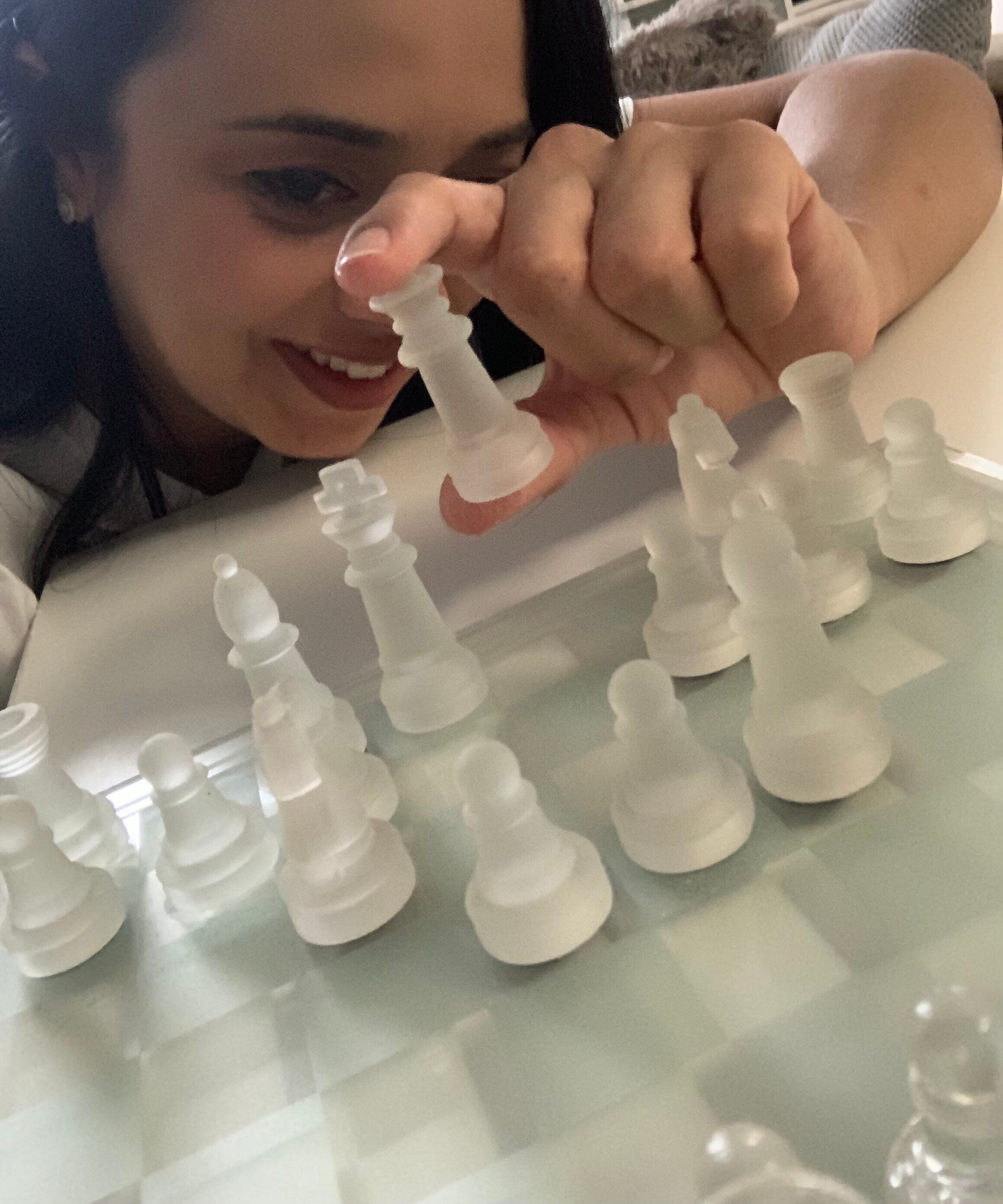 Popularidade da série 'O Gambito da Rainha' atrai novos praticantes de  xadrez - Estadão