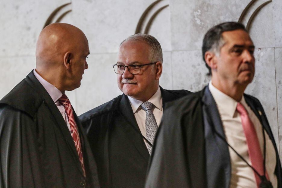 Os ministros do STF Alexandre de Moraes, Edson Fachin e Luís Roberto Barroso