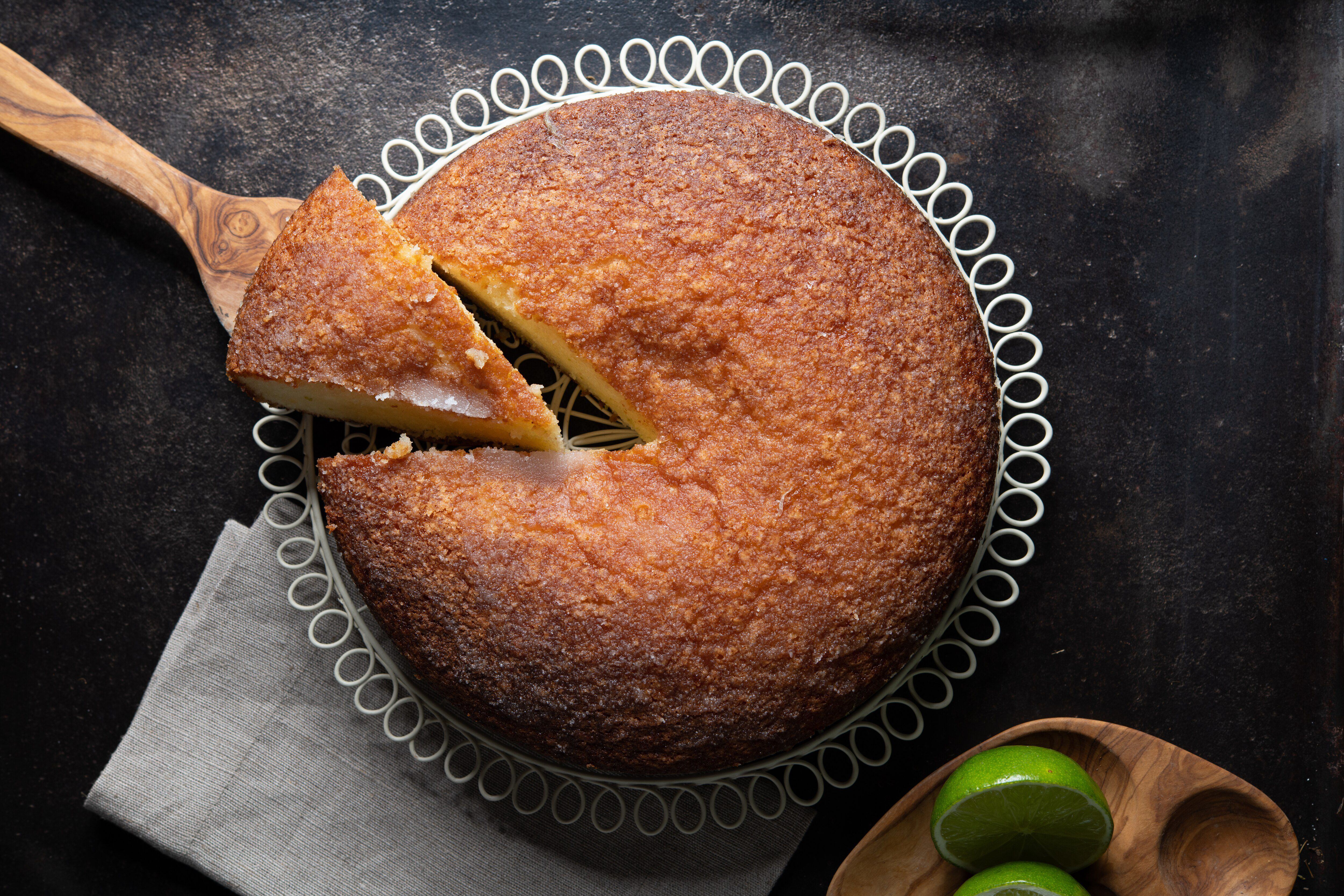 Bolo de limão fofinho: aprenda como fazer receita simples