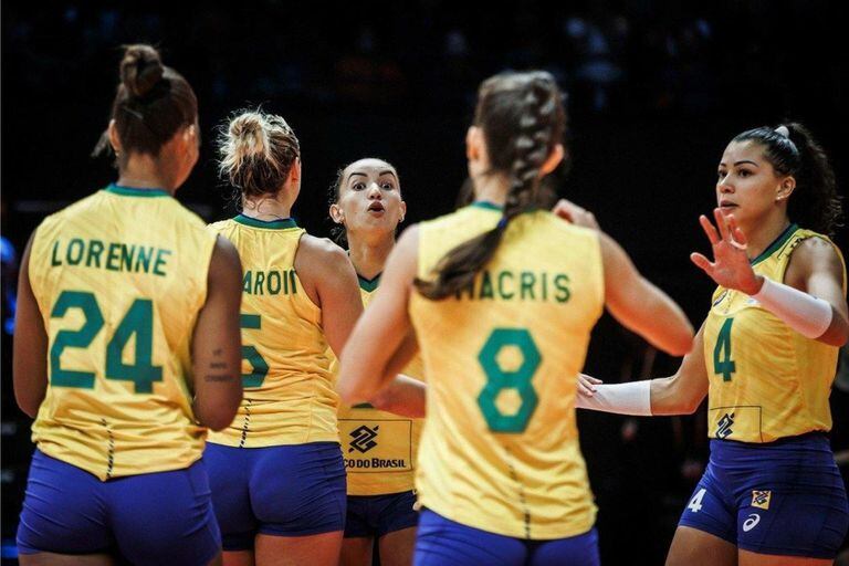 A seleção brasileira se classificou em segundo lugar do grupo E no Mundial de Vôlei. O Brasil venceu oito jogos na competição e perdeu somente um, contra o Japão. 