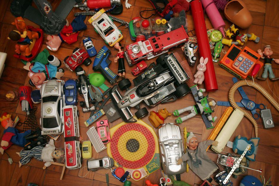 Brinquedos pelo chão, como lidar com os infratores?
