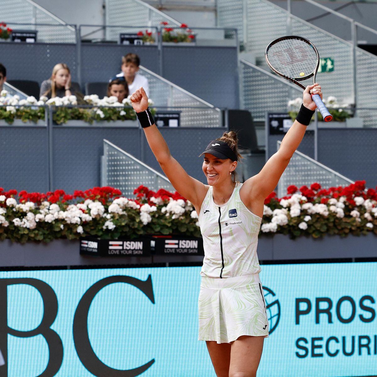 Tenista Bia Haddad conquista o melhor ranking da história do Brasil na WTA  - Varela Net
