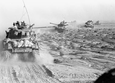 Tanques israelenses usados contra países árabes na Guerra dos Seis Dias, em Israel, em 1967 