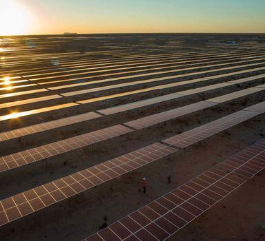 Brasil é bom 'palco' para investimento em fontes renováveis, pois vem crescendo em energia solar e eólica.