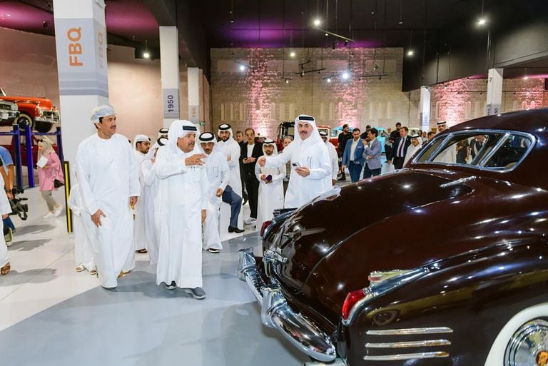 Faisal Bin Qassim Al Thani inaugurou recentemente uma ala no museu particular para exibir carros de luxo antigos que comprou ao longo de décadas, assim como veículos raros presenteados por amigos