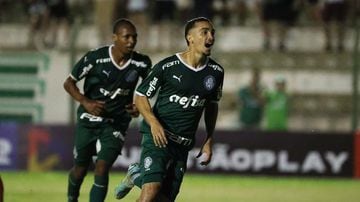 Palmeiras avança para as oitavas de final da Copinha.