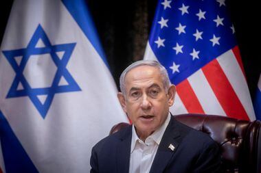 O primeiro-ministro israelense, Benjamin Netanyahu, fala durante uma reunião com o presidente dos EUA, Joe Biden, em Tel Aviv, Israel, em 18 de outubro de 2023. 