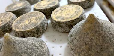 Mofos naturais nos queijos artesanais da Mulekinha FOTO: Matheus Shimono/Prefeitura de Ibiúna

