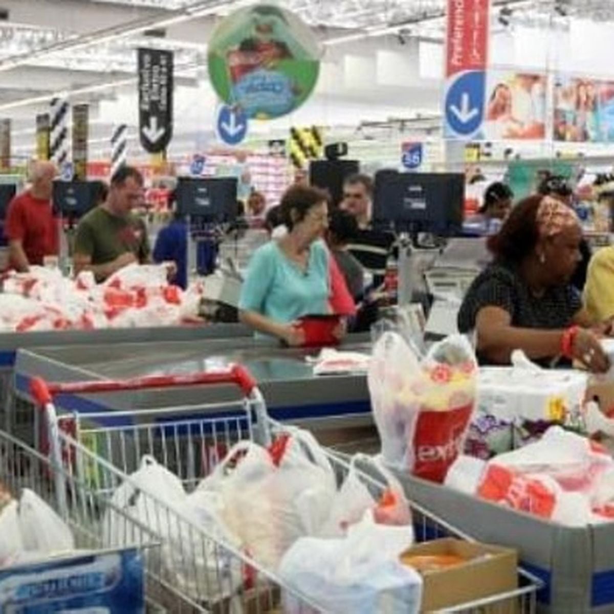 Pesquisa mostra quais são os supermercados mais baratos do Brasil - Estadão