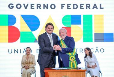 Lula nomeou Juscelino Filho como ministro das Comunicações após acordo com o União Brasil. 