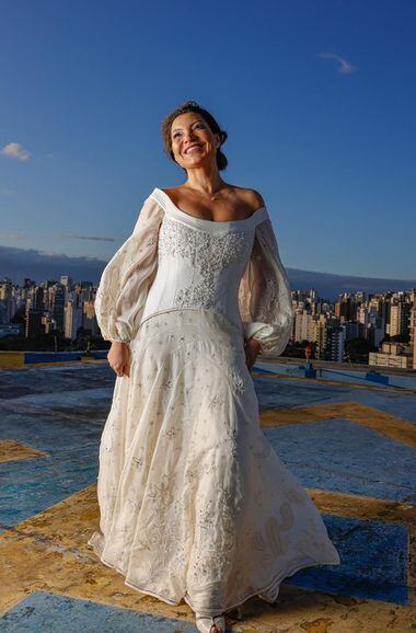 A socióloga Rosângela Silva vestida de noiva para o casamento com o ex-presidente Luiz Inácio da Silva 