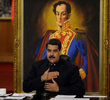 Maduro atribui ao "império" a crise econômica na Venezuela