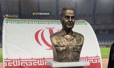 PELEJA on X: O jogo entre Al-Ittihad e Sepahan, do Irã, válido pela  Champions League da Ásia, precisou ser cancelado após o time saudita se  recusar a jogar devido a uma estátua na entrada do campo. O busto era do  general Qassem Soleimani, um ex